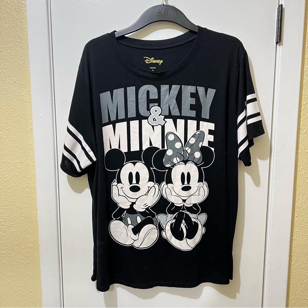 Disney Mickey & Minnie T-shirt Size 2X Preowned
